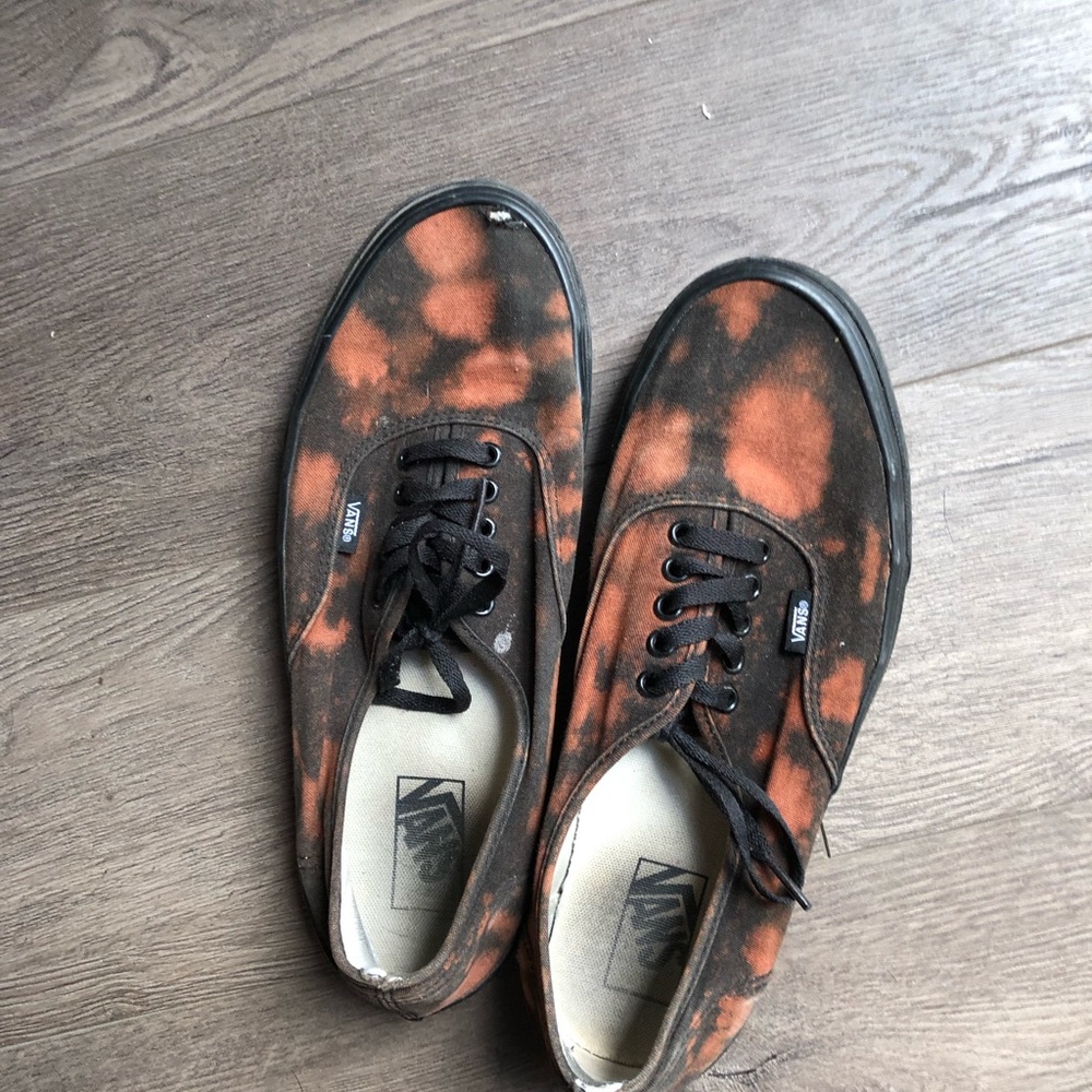 Vans - Picture 3 of 5